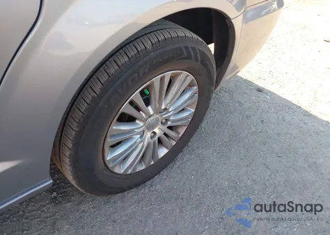 2016 Chrysler Town & Country Limited из США, поврежденный, VIN 2C4RC1JG7GR121284